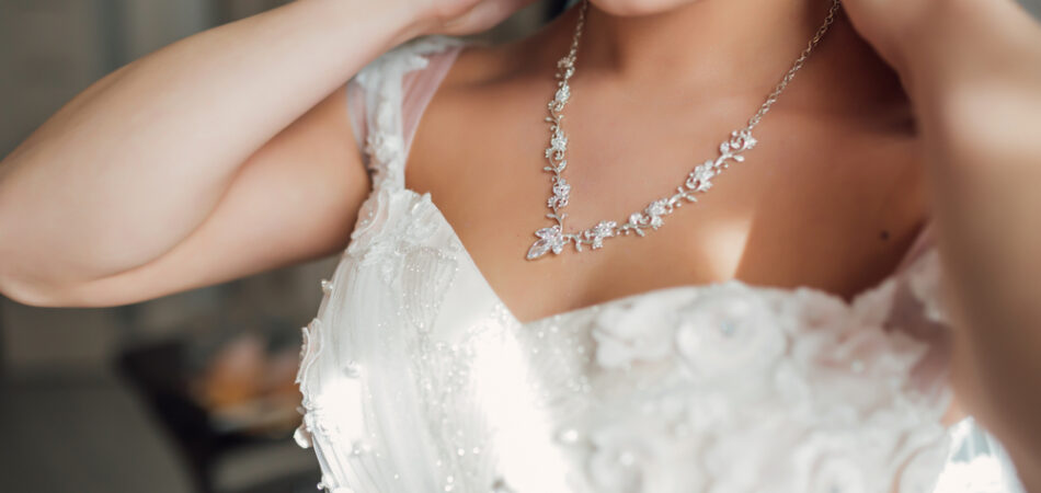 Wedding,jewelry,for,bride,chain,necklace,earrings
